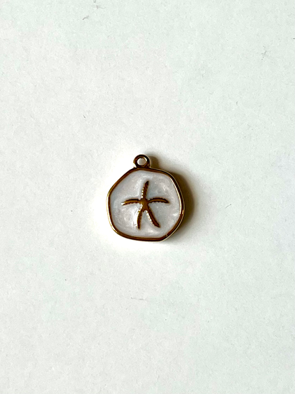 Starfish charm white & pink image 1